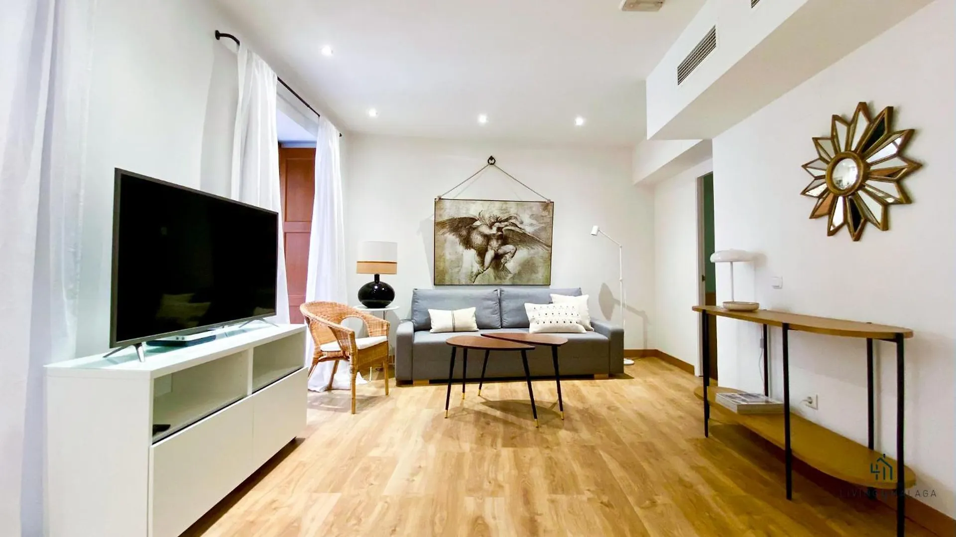 Living4Malaga The Eagle Wings Apartment